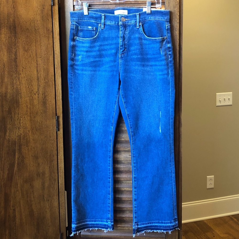 LOFT Slim Pocket Flare Crop Jeans